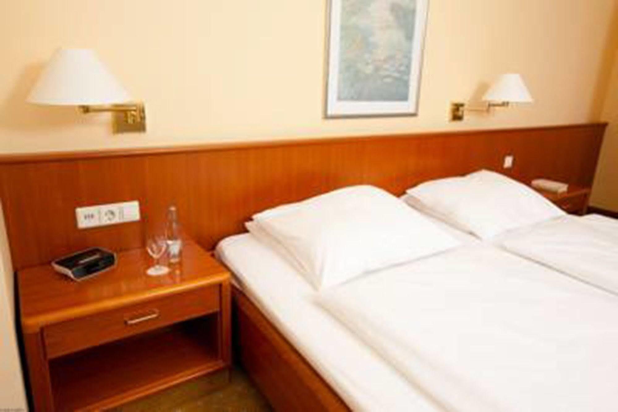 Best Western Hotel Geheimer Rat Magdeburg Exteriör bild